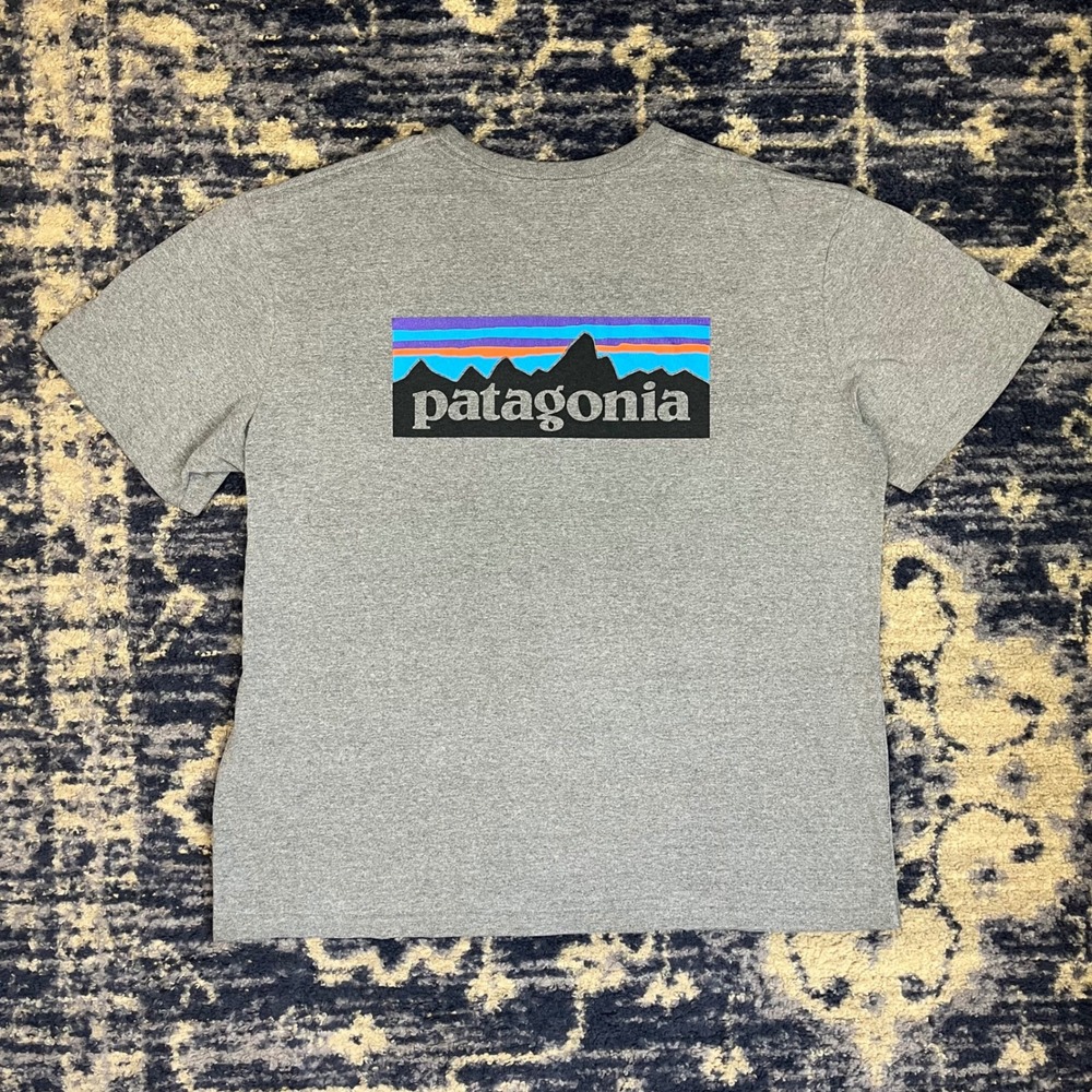 Patagonia Mens P-6 Logo Responsibili-Tee Gray Short Sleeve T-Shirt XL Regular
